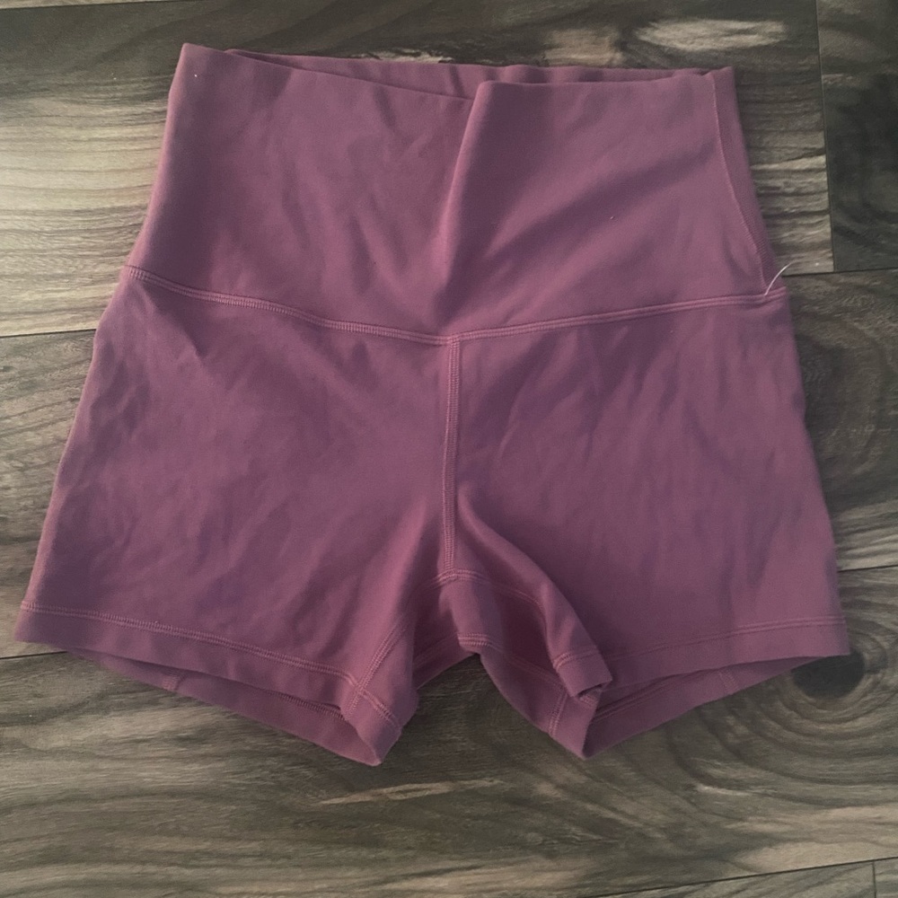 LULULEMON- align shorts-4”